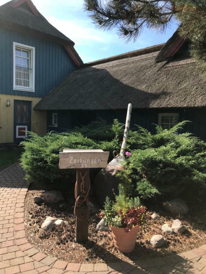 "Leuchtturmhaus" By Ferienhaus Strandgut Born Exterior foto